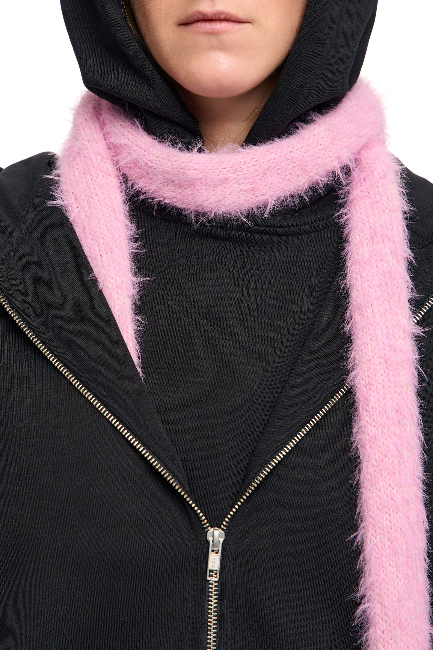 Fluffy Scarf "Zmiia"